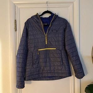 Small Patagonia Nano puff half zip coat